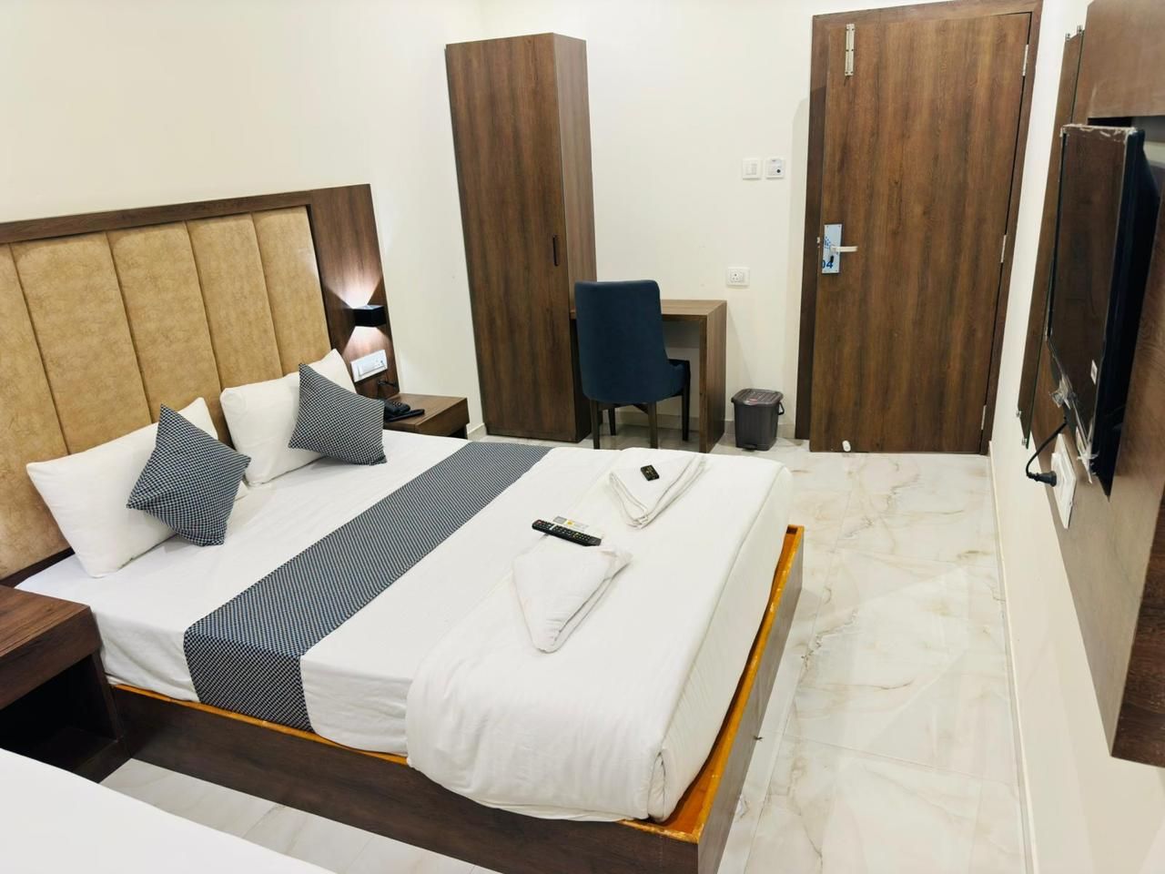 Hotel Amazing in Mumbai