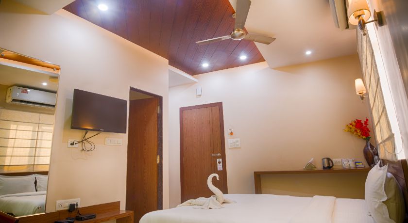 The Oval Rooms in Kolkata