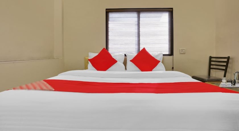 Nandi Palace in Thane