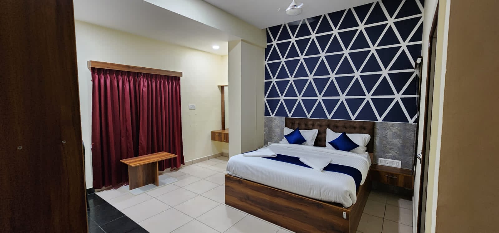 Vivelaa Hotels and Restobar in Pondicherry