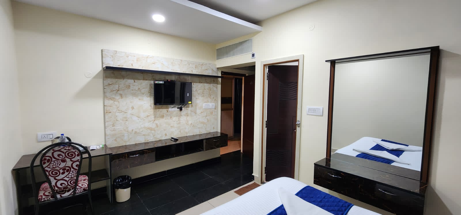 Vivelaa Hotels and Restobar in Pondicherry