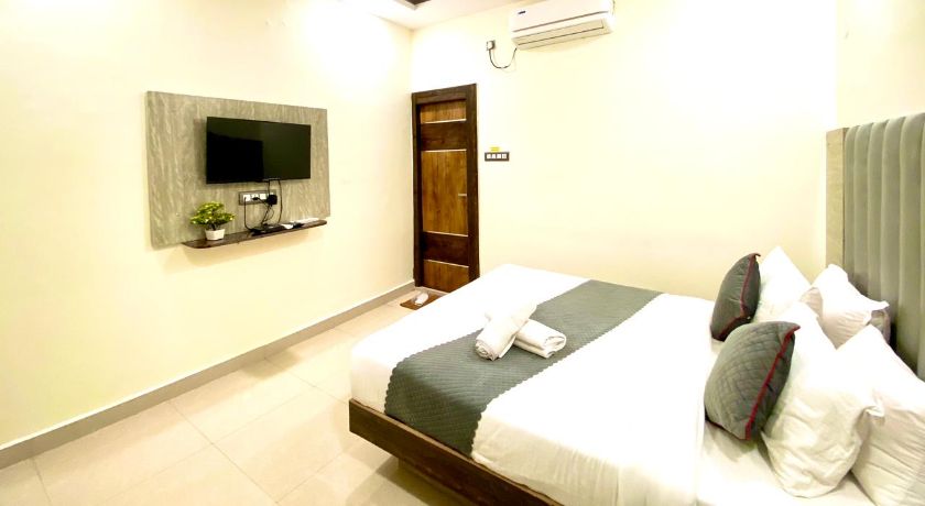 Hotel Sky International in Hyderabad