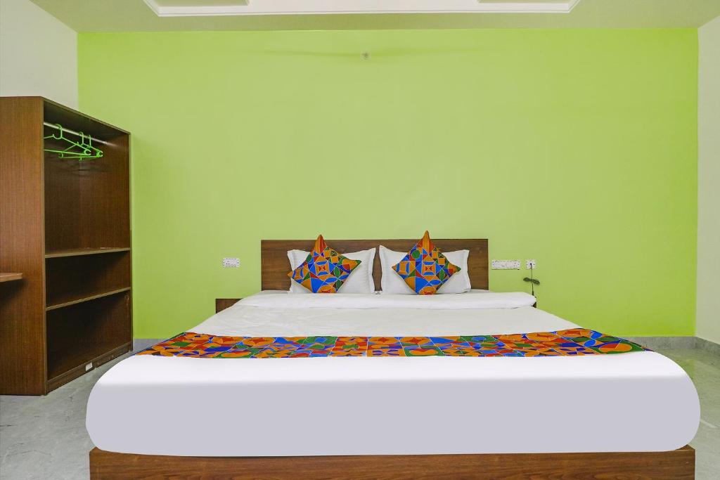 Golden Heights Hotel in Hyderabad