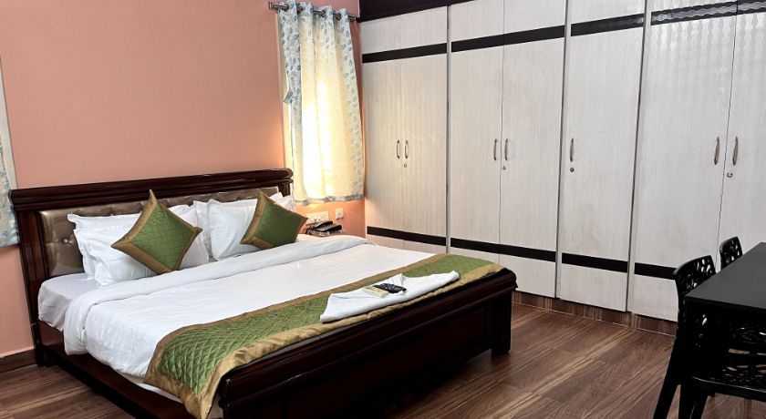 Golden Leaf Hotel in Hyderabad