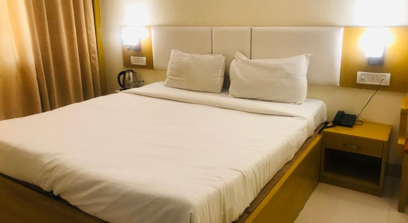 Hotel Tulip Palms in Jaipur