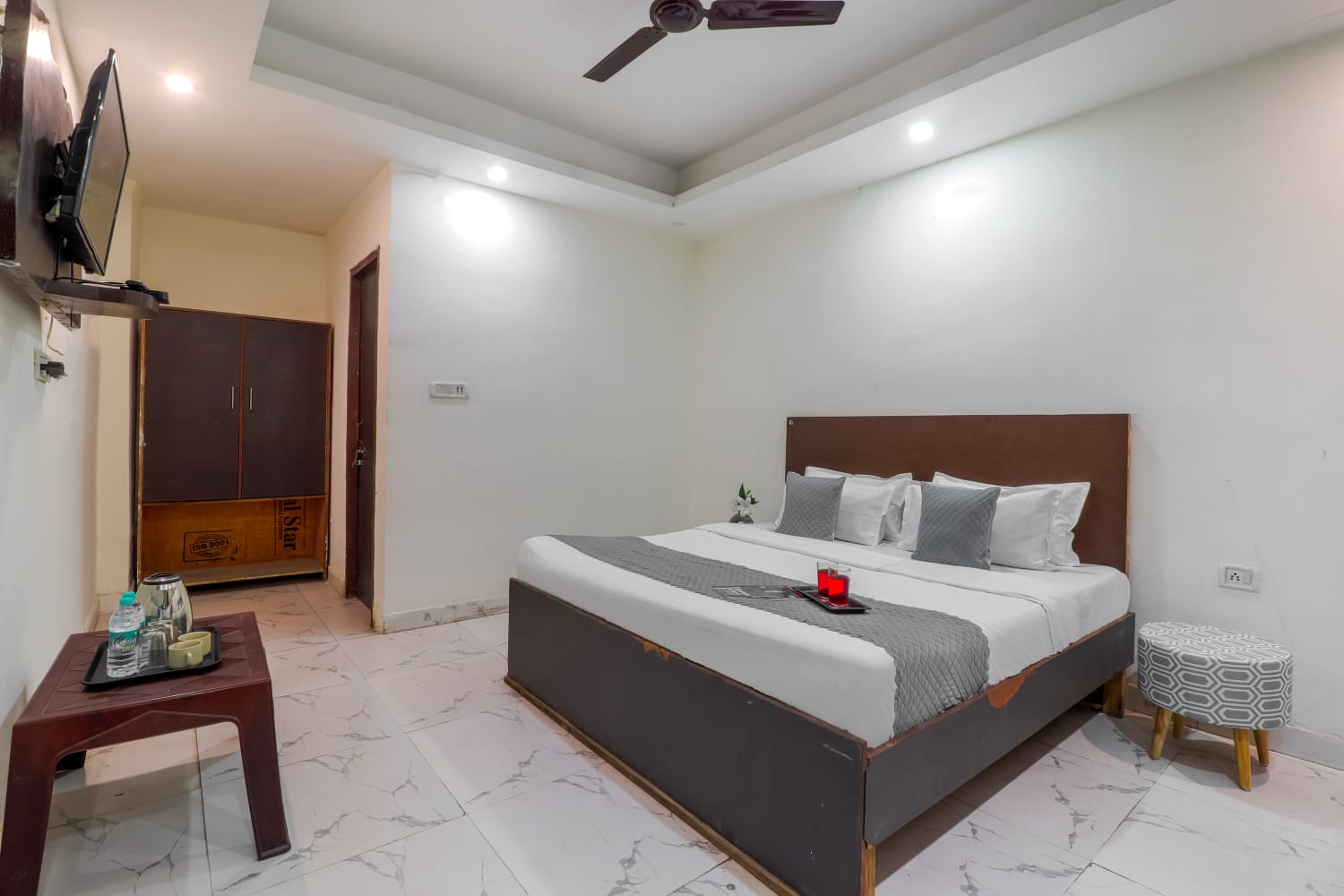 Hotel AP Grand in Noida