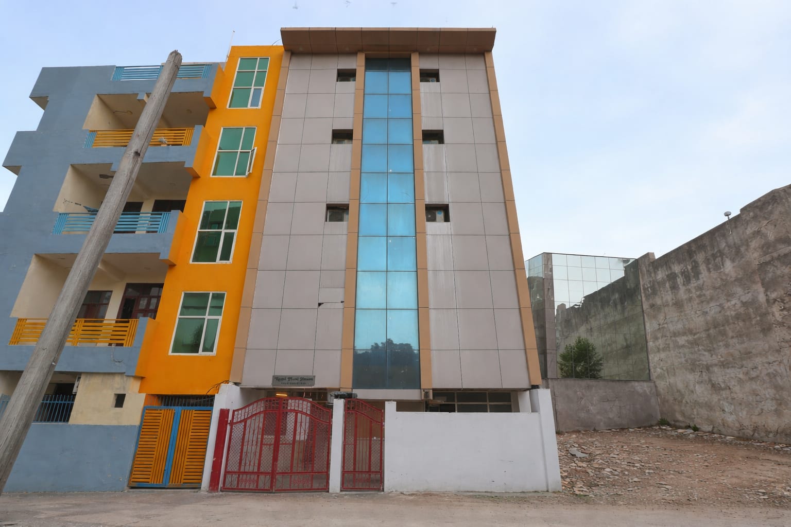 Hotel AP Residency in Noida