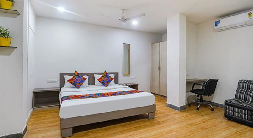 Hotel Luxury stay inn in Hyderabad