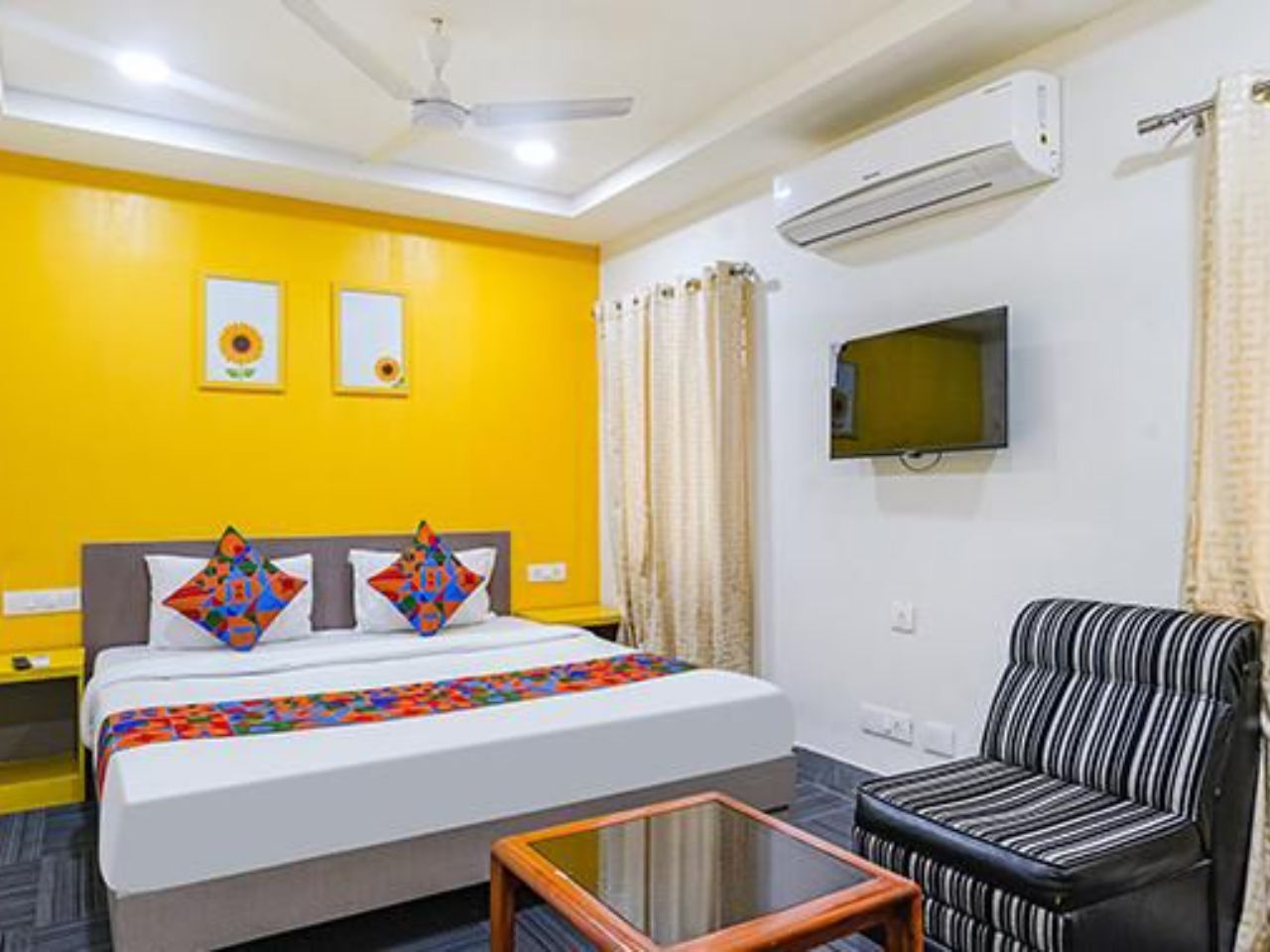 Hotel Luxury stay inn in Hyderabad