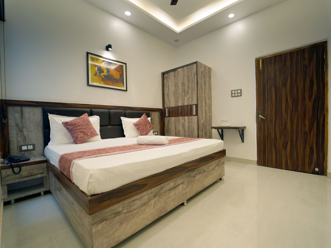 Hotel Oscar Grand Inn in Lucknow