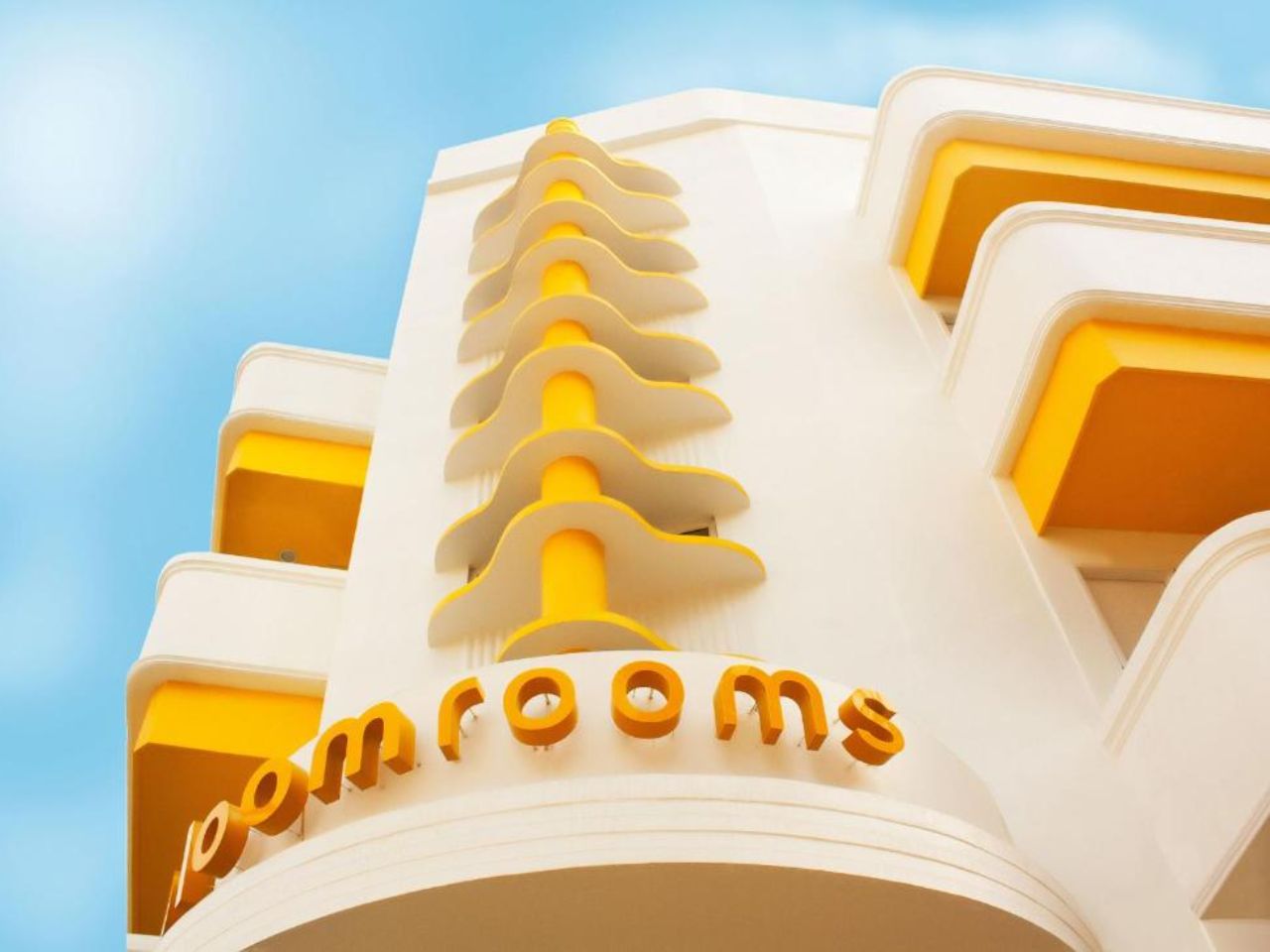 Bloomrooms @ New Delhi Railway Station in Delhi