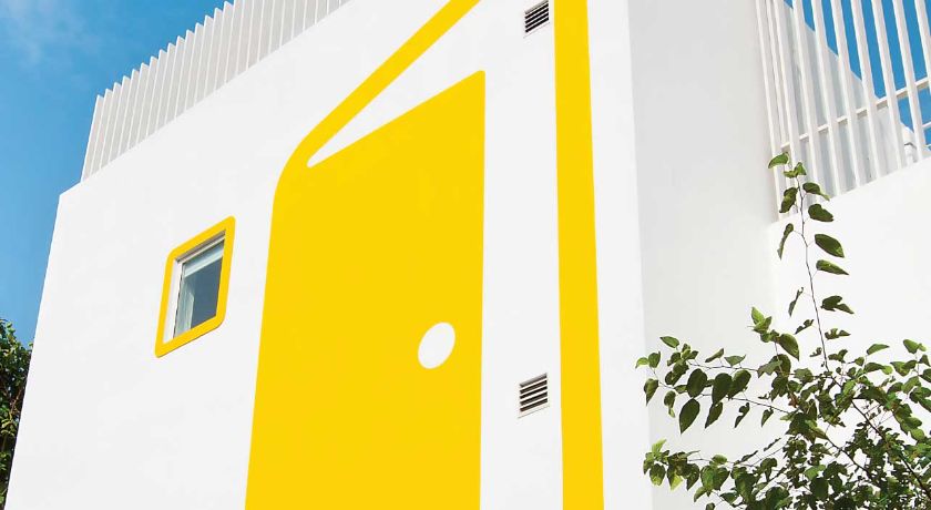 Bloomrooms @ Linkroad in Delhi