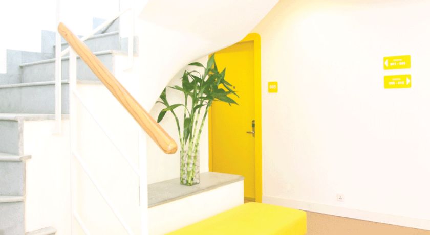 Bloomrooms @ Linkroad in Delhi