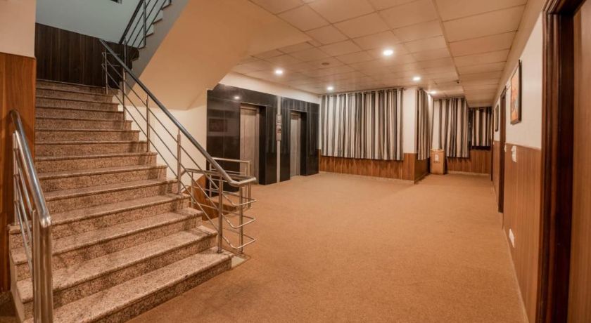 Hotel Prime Safari in Jaipur