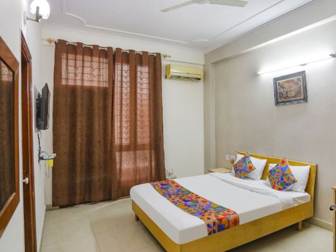 Hotel AP Internaional in Noida