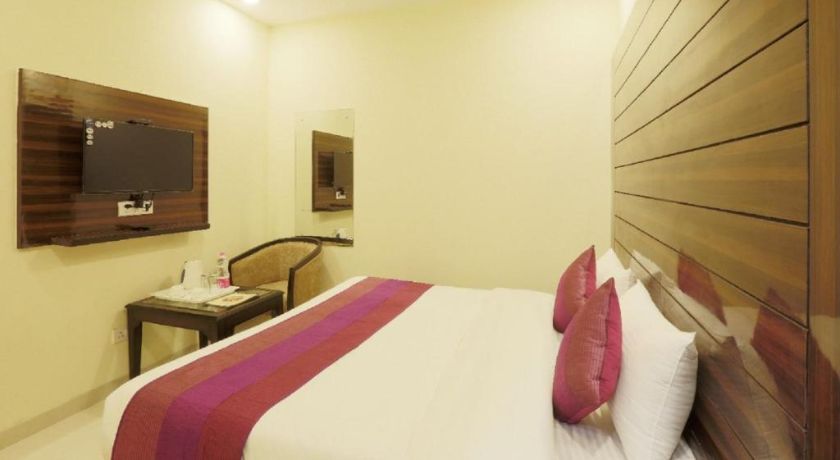 Hotel Devrana in Delhi