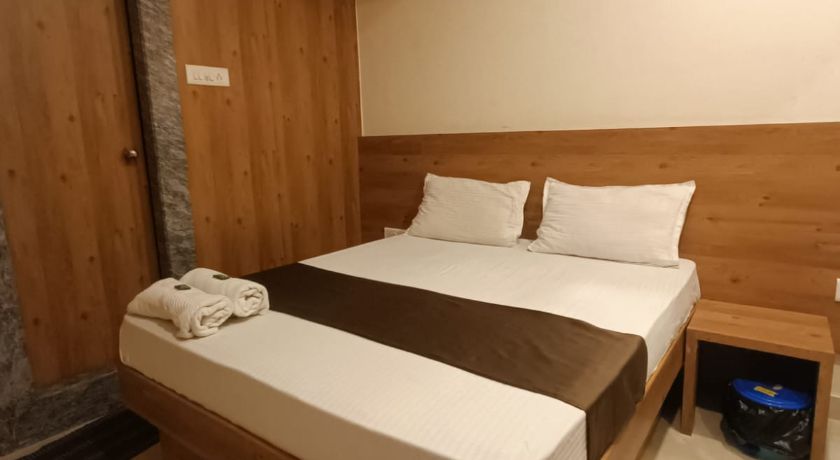 Hotel Apple Inn in Mumbai