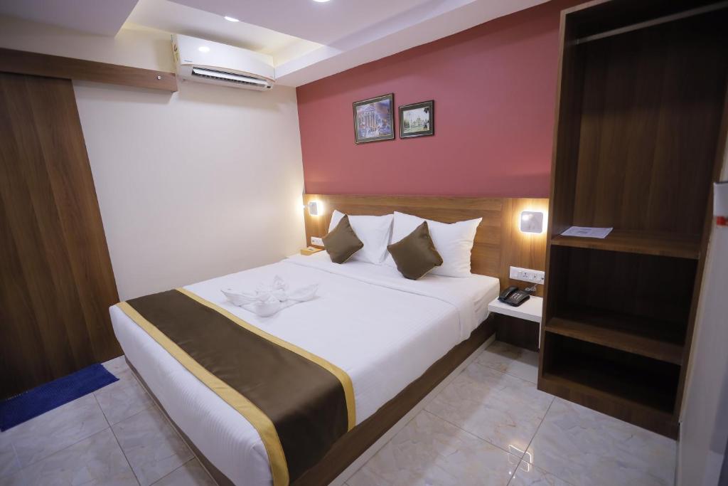 The Avenue Hotel in Kolkata