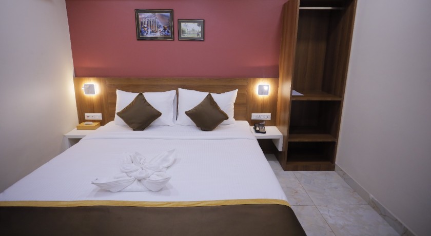 The Avenue Hotel in Kolkata