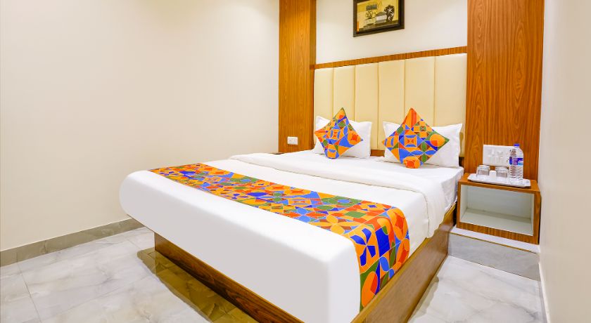 Hotel Emirates Suits in Mumbai