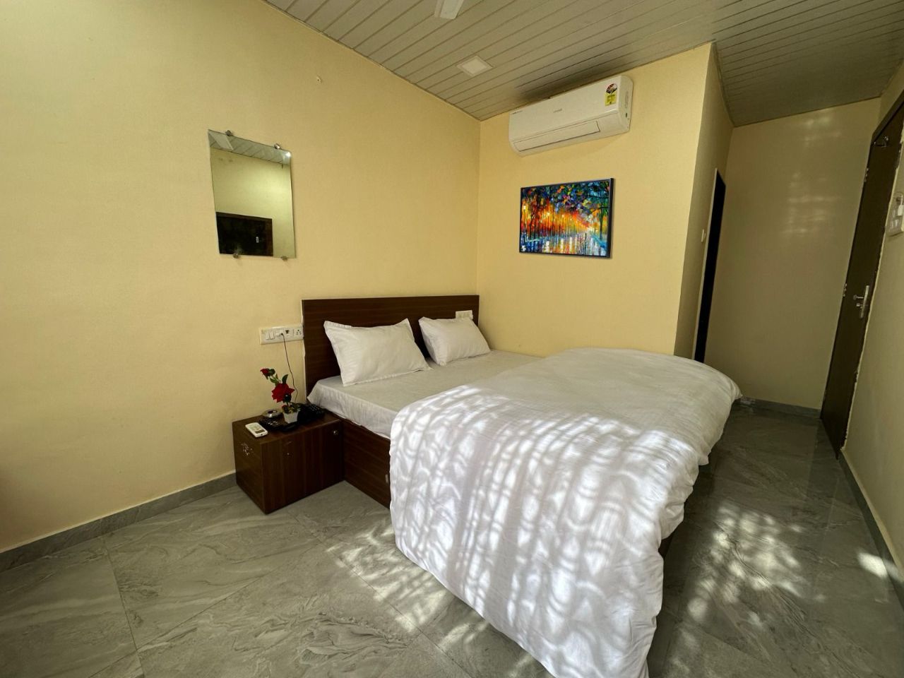 Hotel Grand Villa in Mumbai