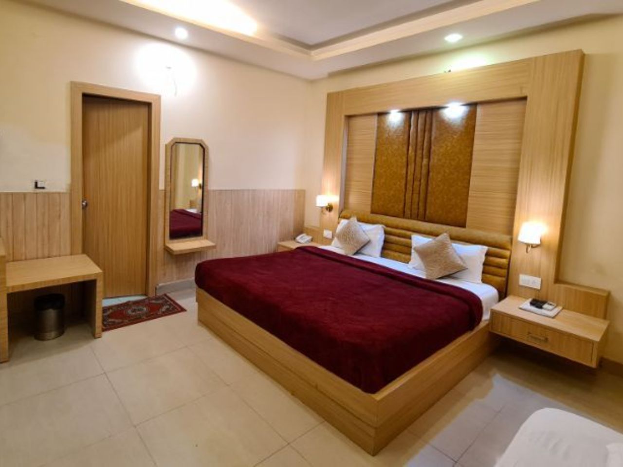 Hotel Rajpur Heights in Dehradun