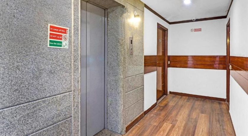 Hotel The Royal Galaxy in Delhi