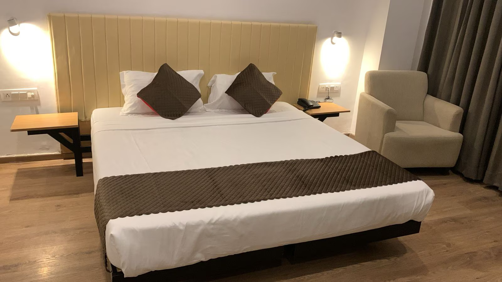 Hotel Bizzotel in Gurgaon