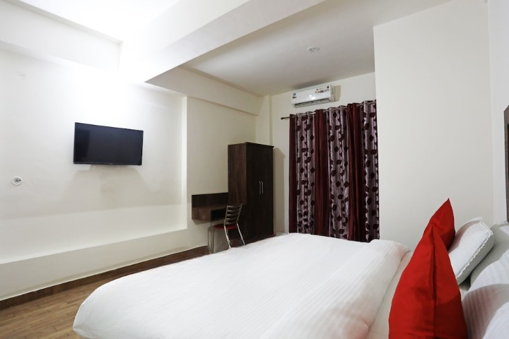 Hotel The Rejoice in Noida