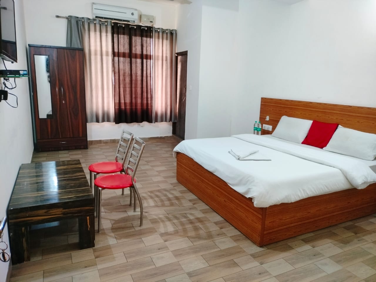 Hotel The Rejoice in Noida