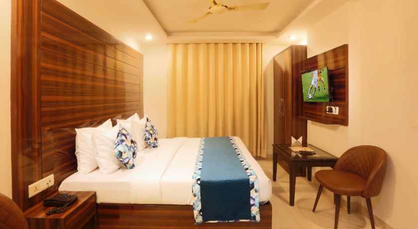Hotel Chanakya Inn in Delhi