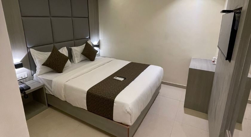 Hotel Boston in Mumbai