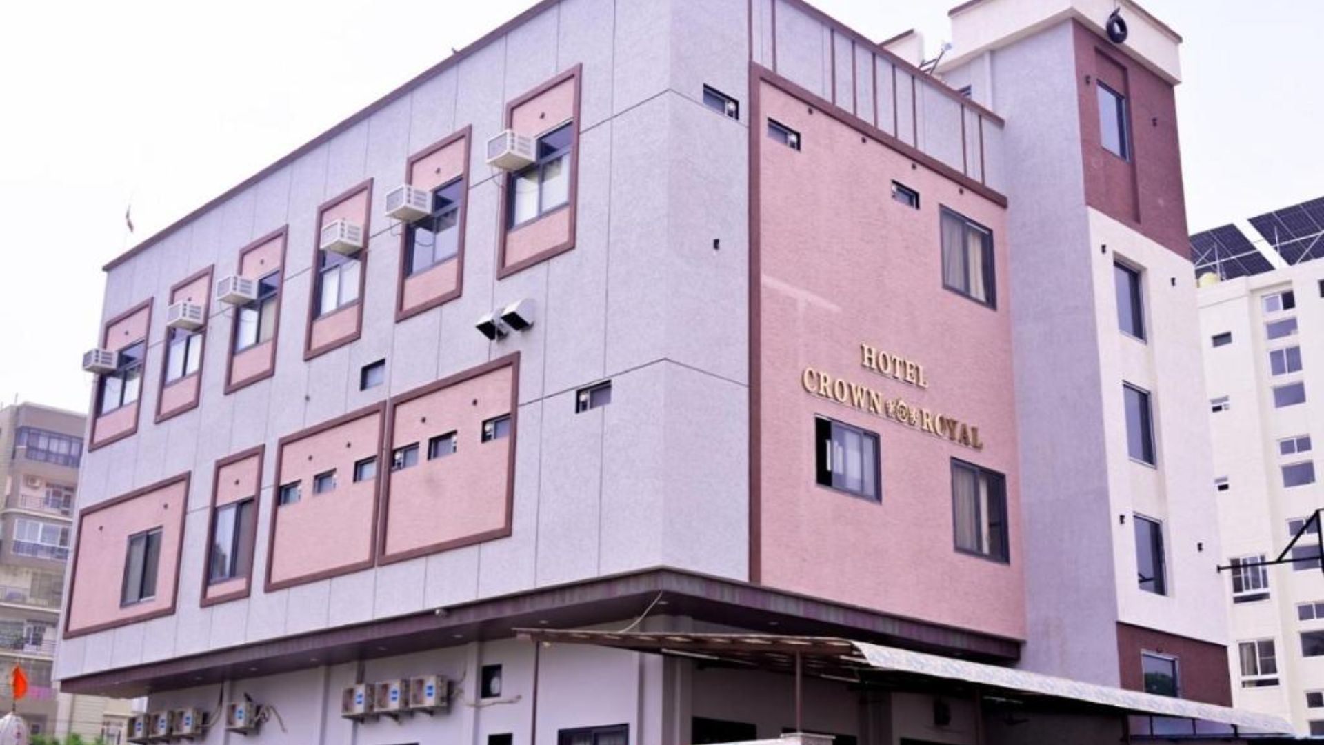 Hotel Crown Royal in Kota