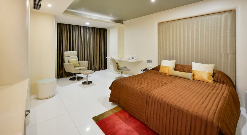 Premier Tamanna Hotel in Pune