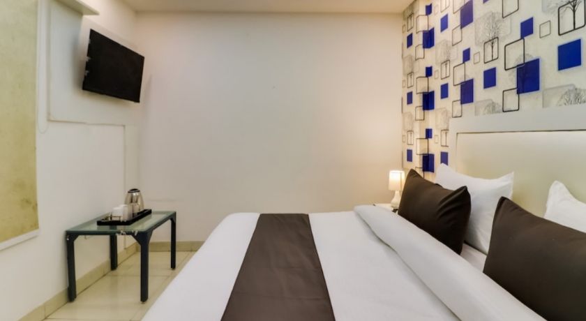 Hotel Galaxy Stay in Delhi