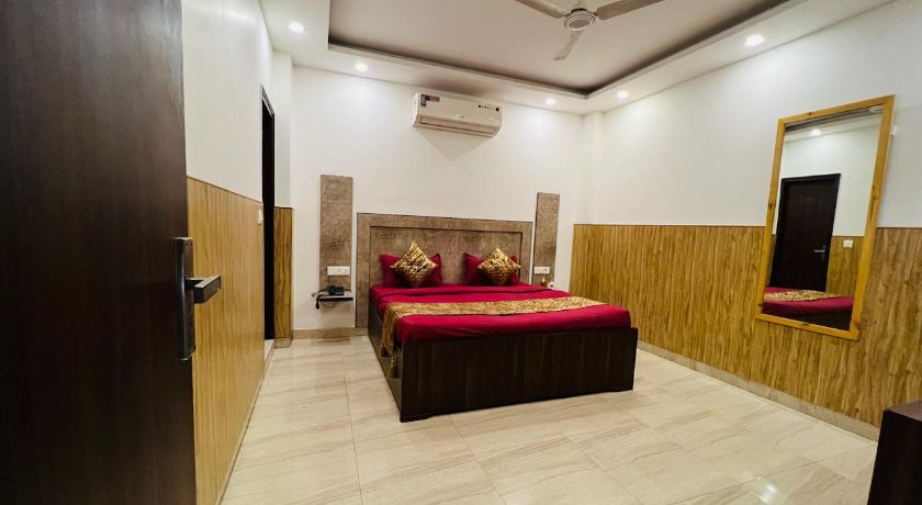 Comfortable Stay in Delhi