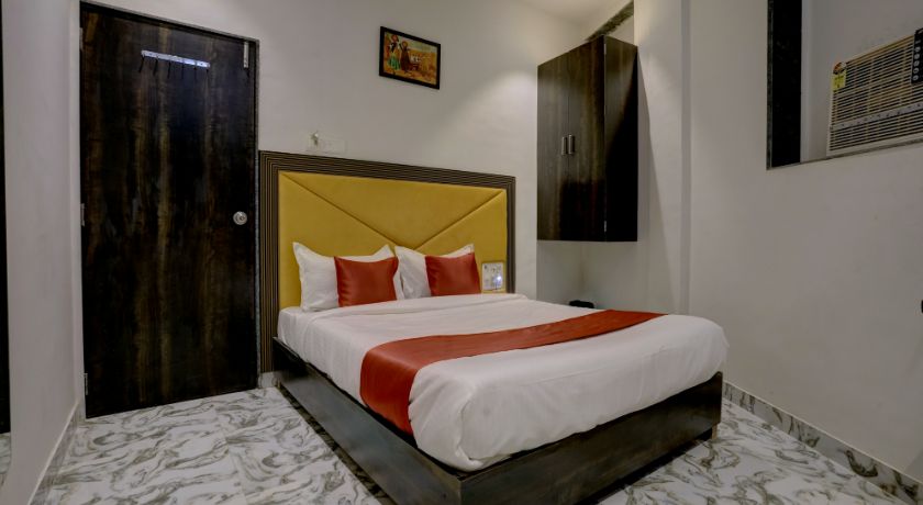 Hotel Golden Palace in Mumbai