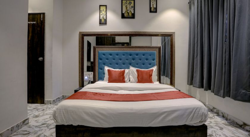 Hotel Golden Palace in Mumbai