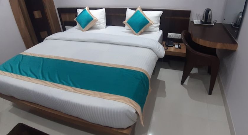 Hotel Crown Palace in Patna