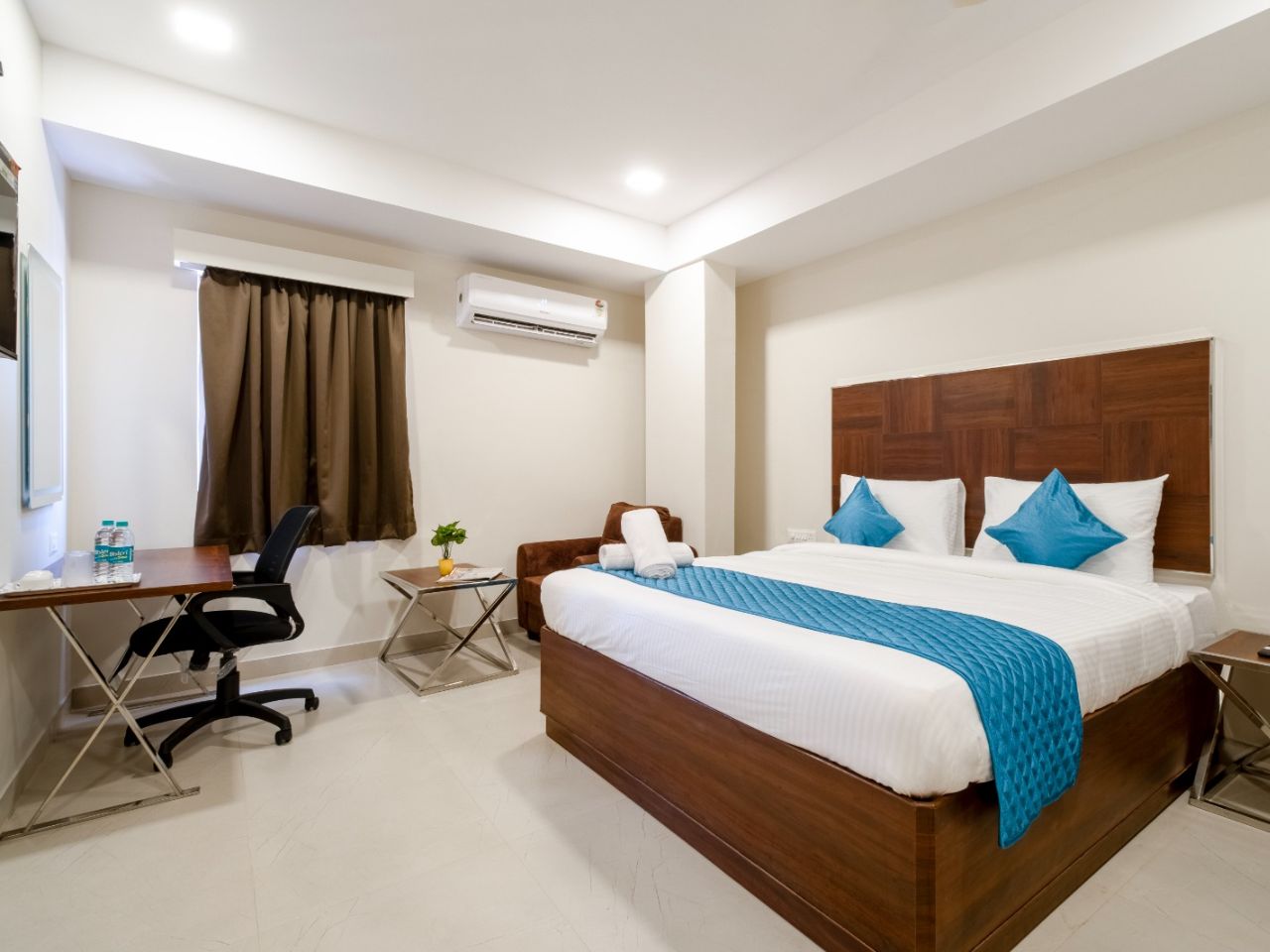Monday Hotels Swarnas The Capital in Vijayawada