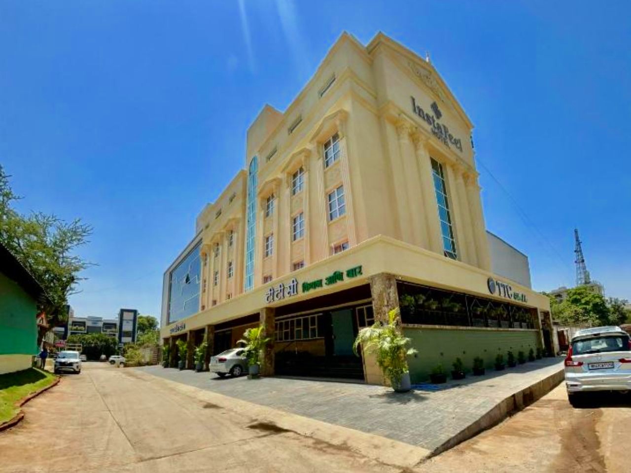 Instafeel Hotel in Navi Mumbai