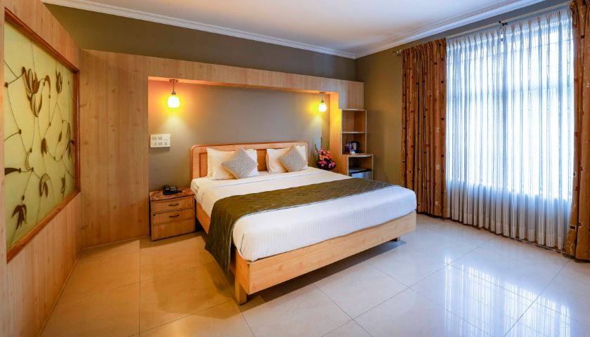 Cross Roads Inn in Bangalore