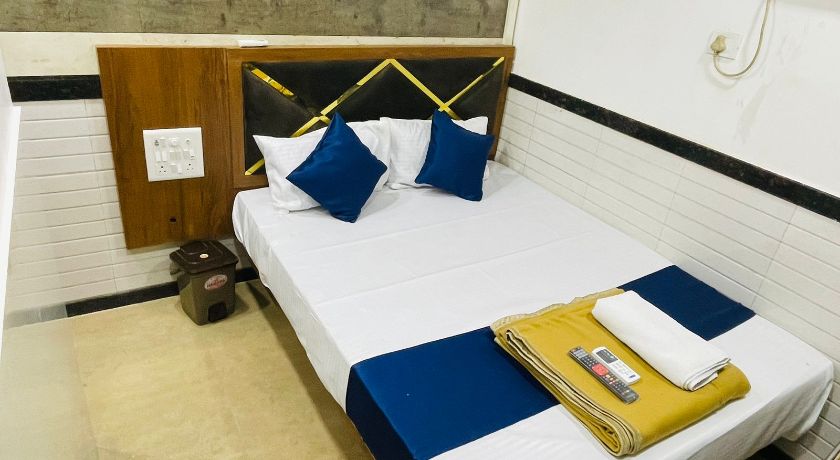 Hotel Radha Palace in Mumbai