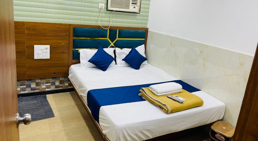 Hotel Radha Palace in Mumbai