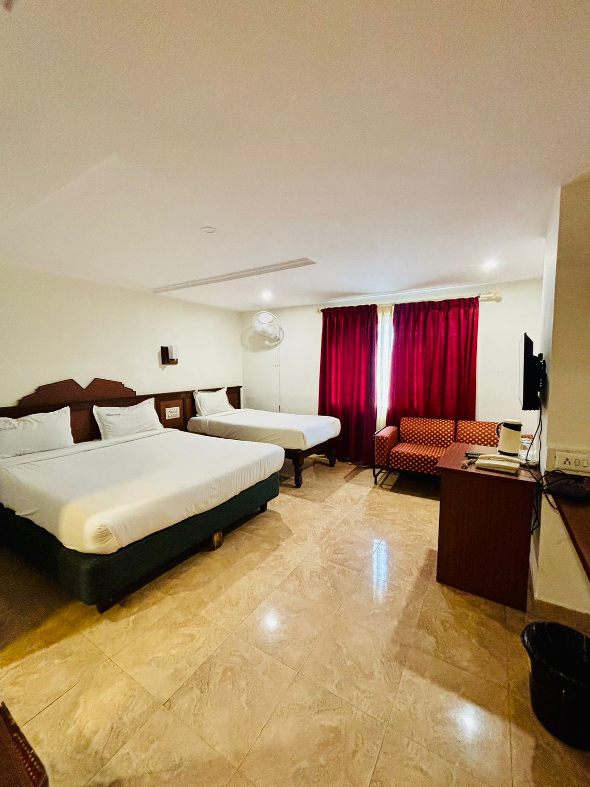 Hotel Sandalwood Inn in Bangalore