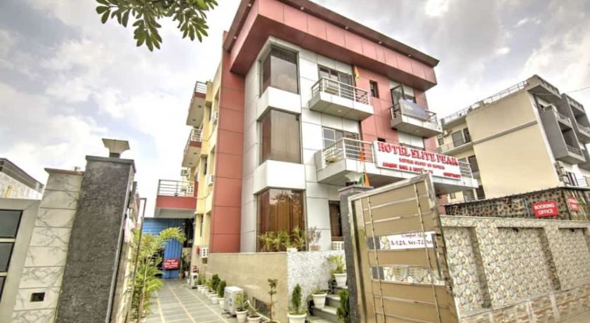 Hotel Elite Peak in Noida