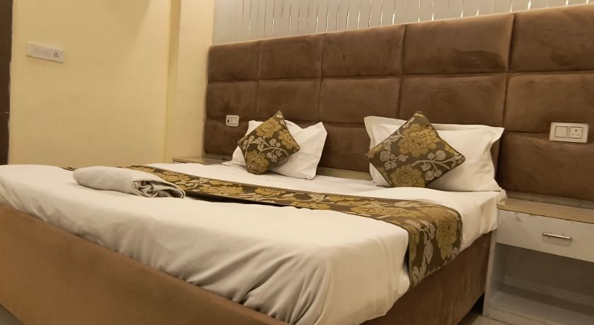 Angel Pink in Ghaziabad