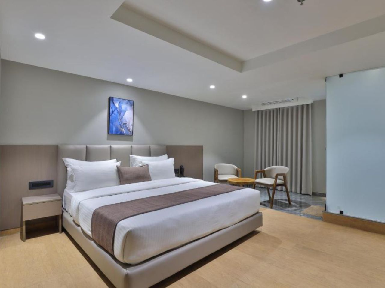 Hotel Shivashish in Ahmedabad