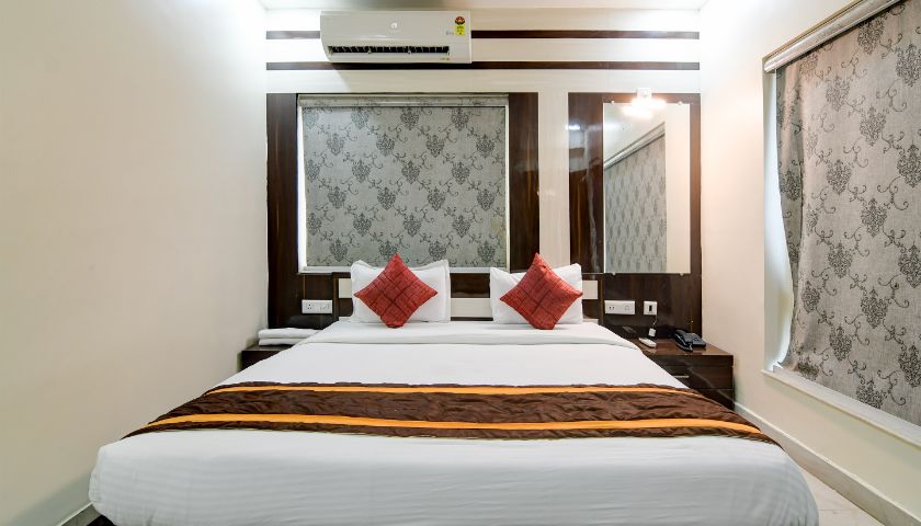 Hotel Trishiv in Kolkata