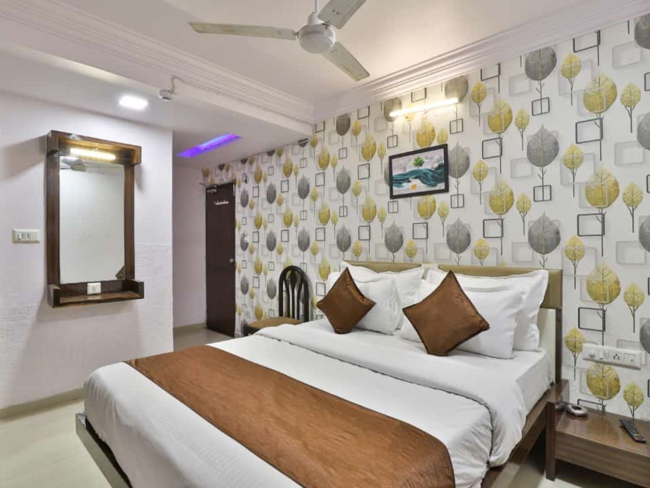 Hotel Kalash Inn in Ahmedabad